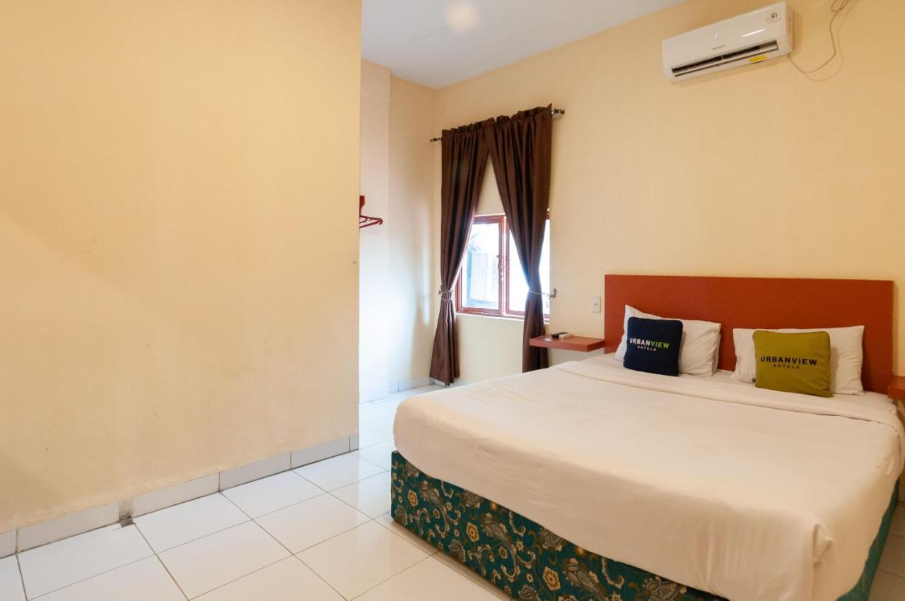 Urbanview Hotel Syariah Residence Medan By Reddoorz Esterno foto