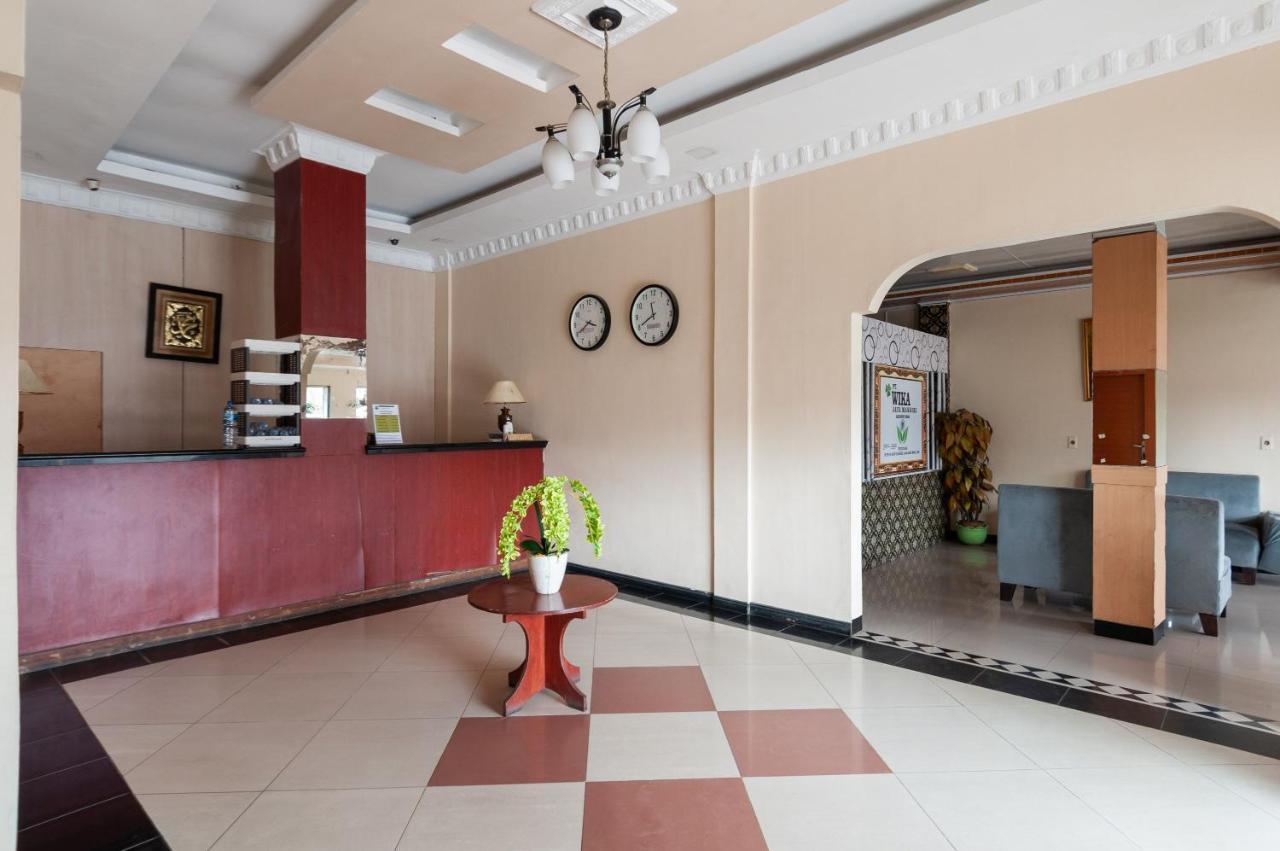 Urbanview Hotel Syariah Residence Medan By Reddoorz Esterno foto