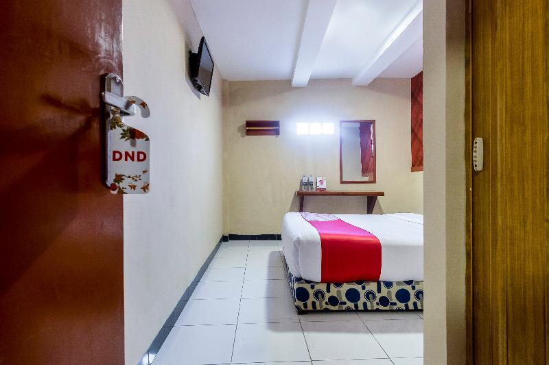 Urbanview Hotel Syariah Residence Medan By Reddoorz Esterno foto
