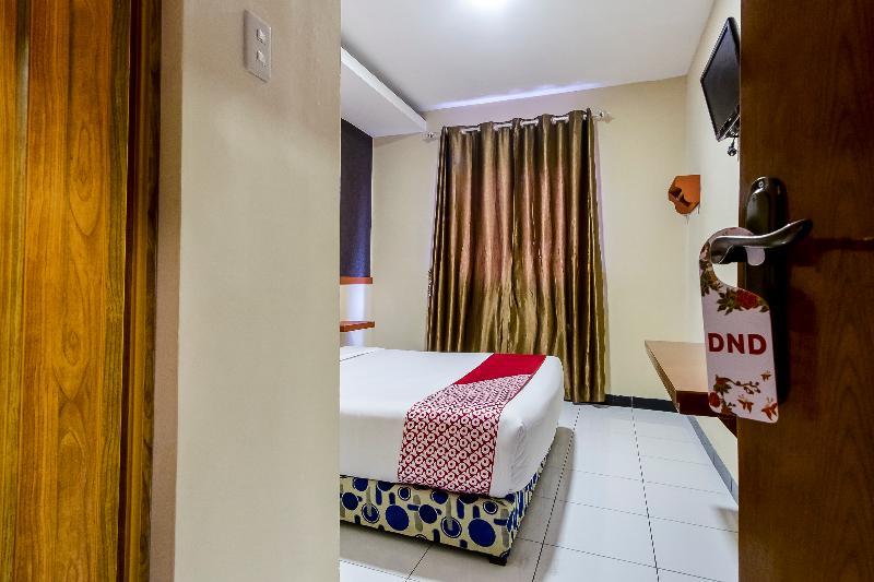 Urbanview Hotel Syariah Residence Medan By Reddoorz Esterno foto